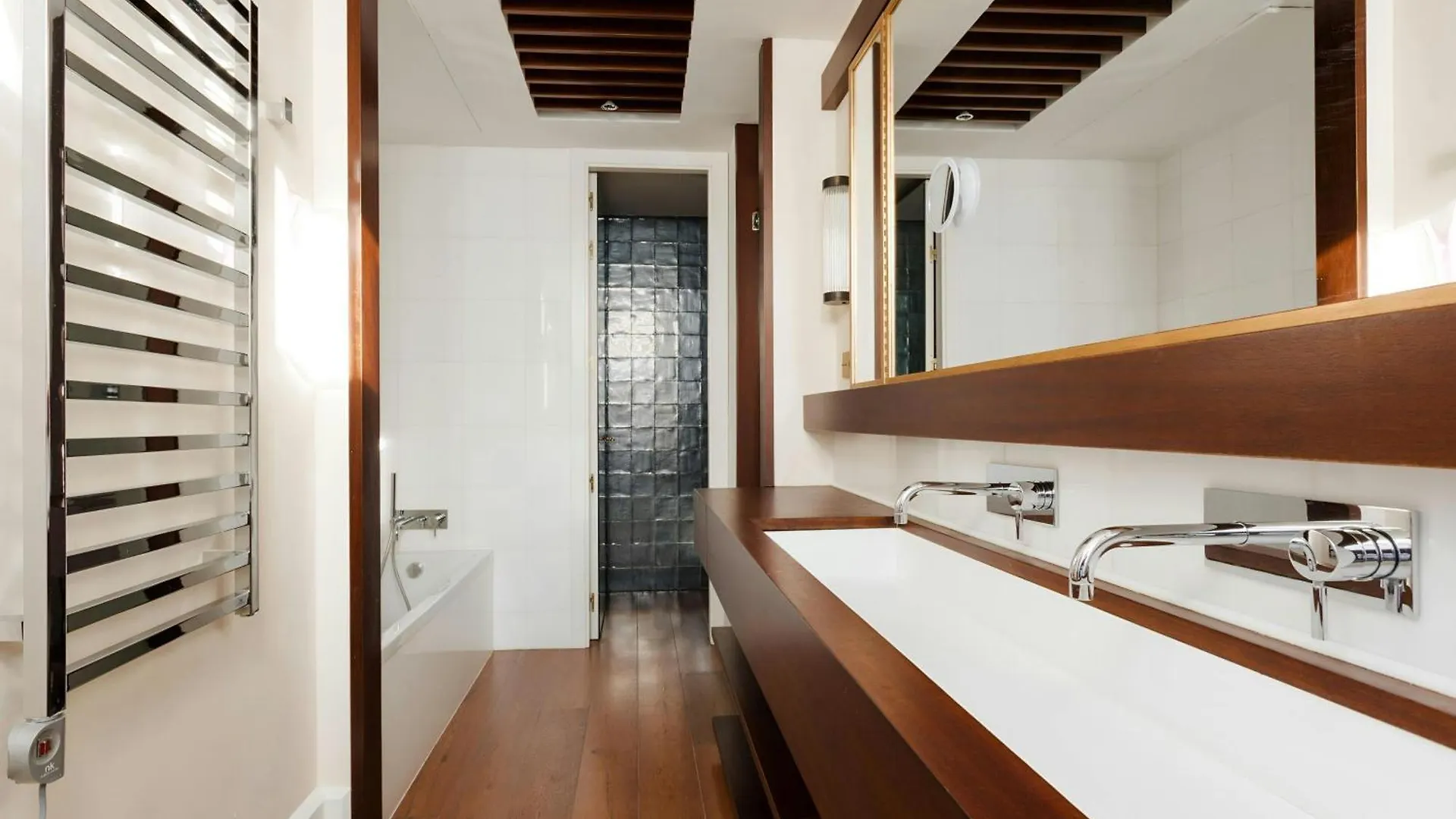 Do Placa Reial Hotel Gothic Quarter, Sonder By Marriott Bonvoy Барселона 5*,  Испания
