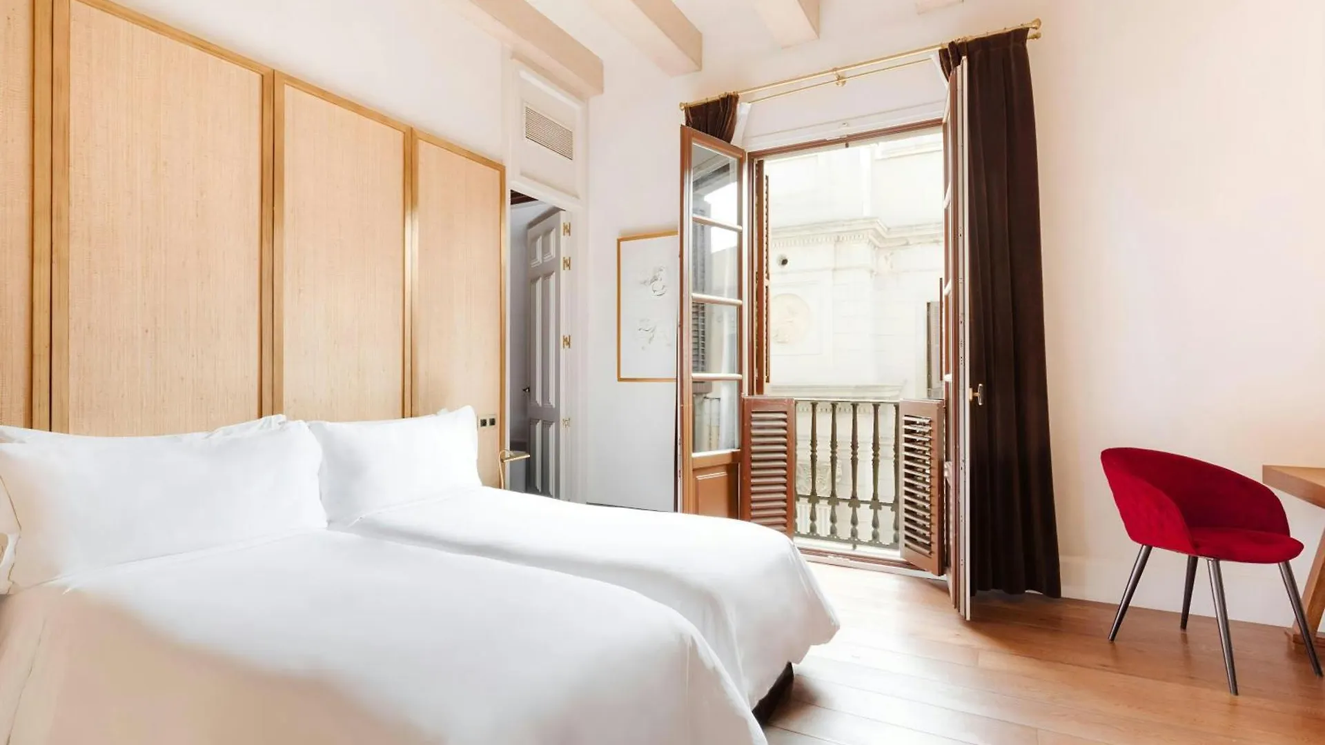 Do Placa Reial Hotel Gothic Quarter, Sonder By Marriott Bonvoy Барселона