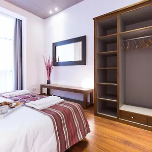 Apartamento Serennia Ramblas - Plaça Catalunya, Barcelona