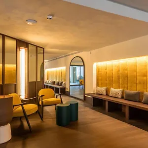 3* Hotel Onix Fira