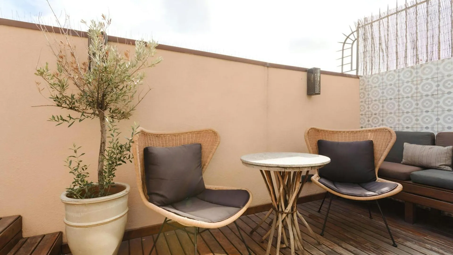 Do Placa Reial Hotel Gothic Quarter, Sonder By Marriott Bonvoy Barcelona 5*,