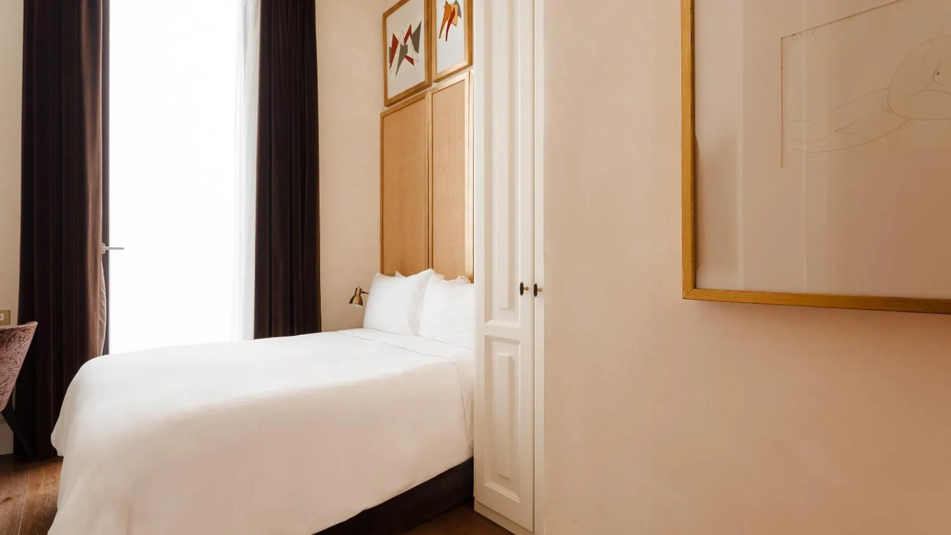 Do Placa Reial Powered By Sonder Barcelona Hotell