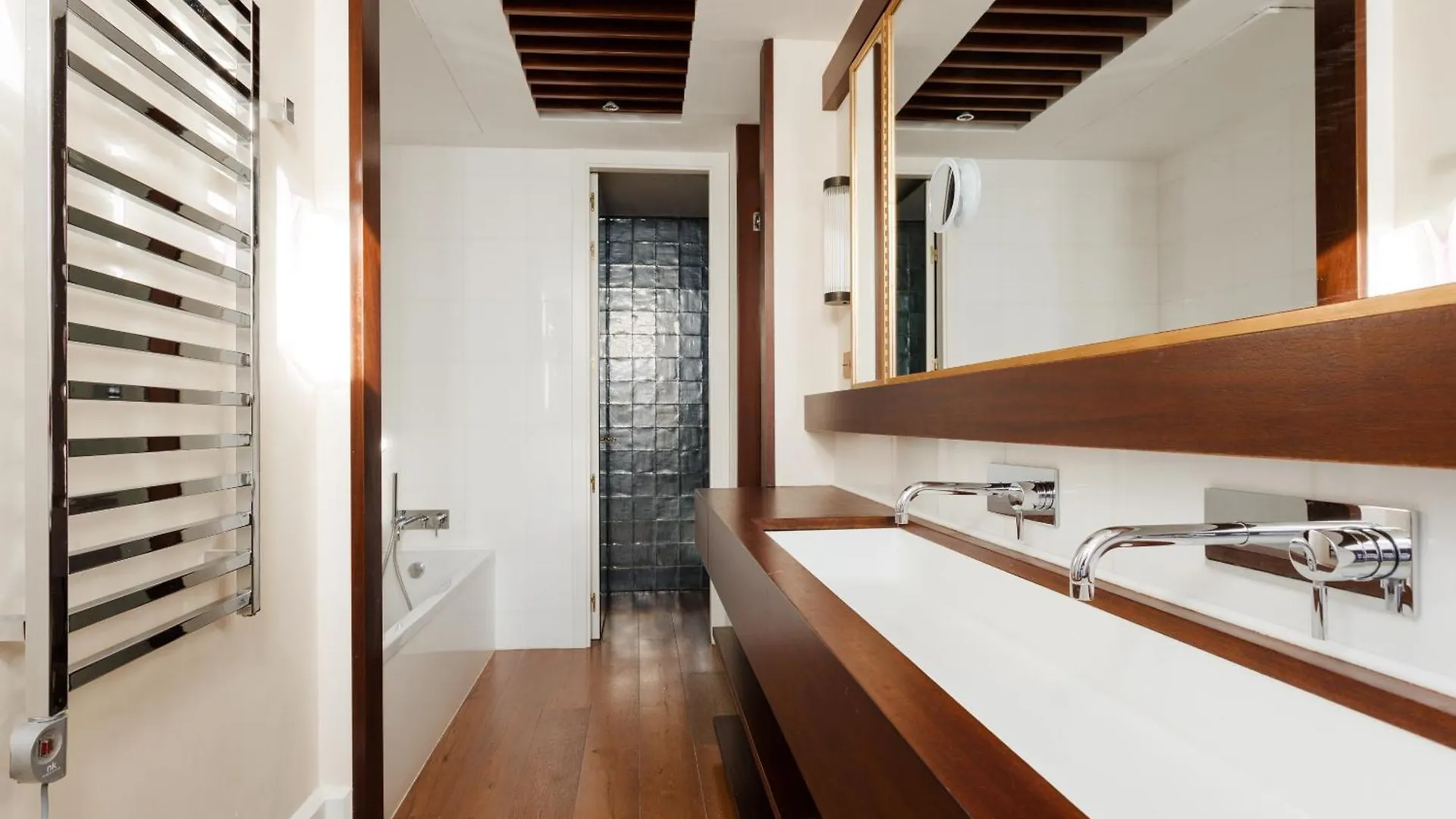Do Placa Reial Powered By Sonder Barcelona Hotell